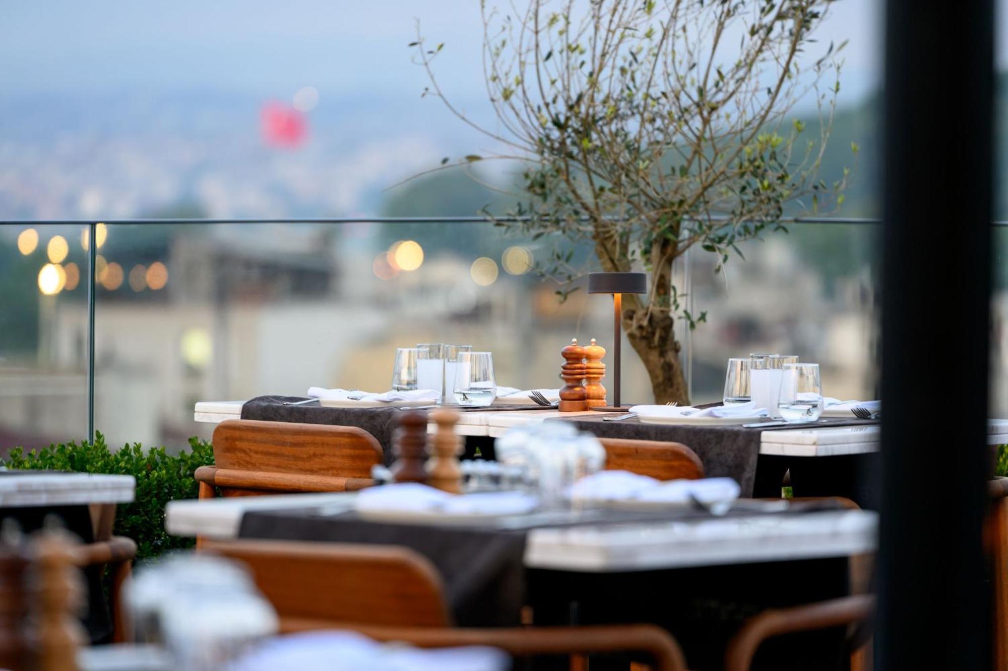 Orient Occident Hotel Istanbul, Autograph Collection Exterior photo