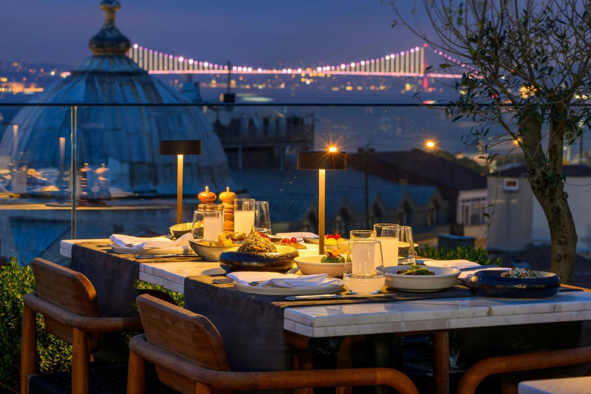 Orient Occident Hotel Istanbul, Autograph Collection Exterior photo